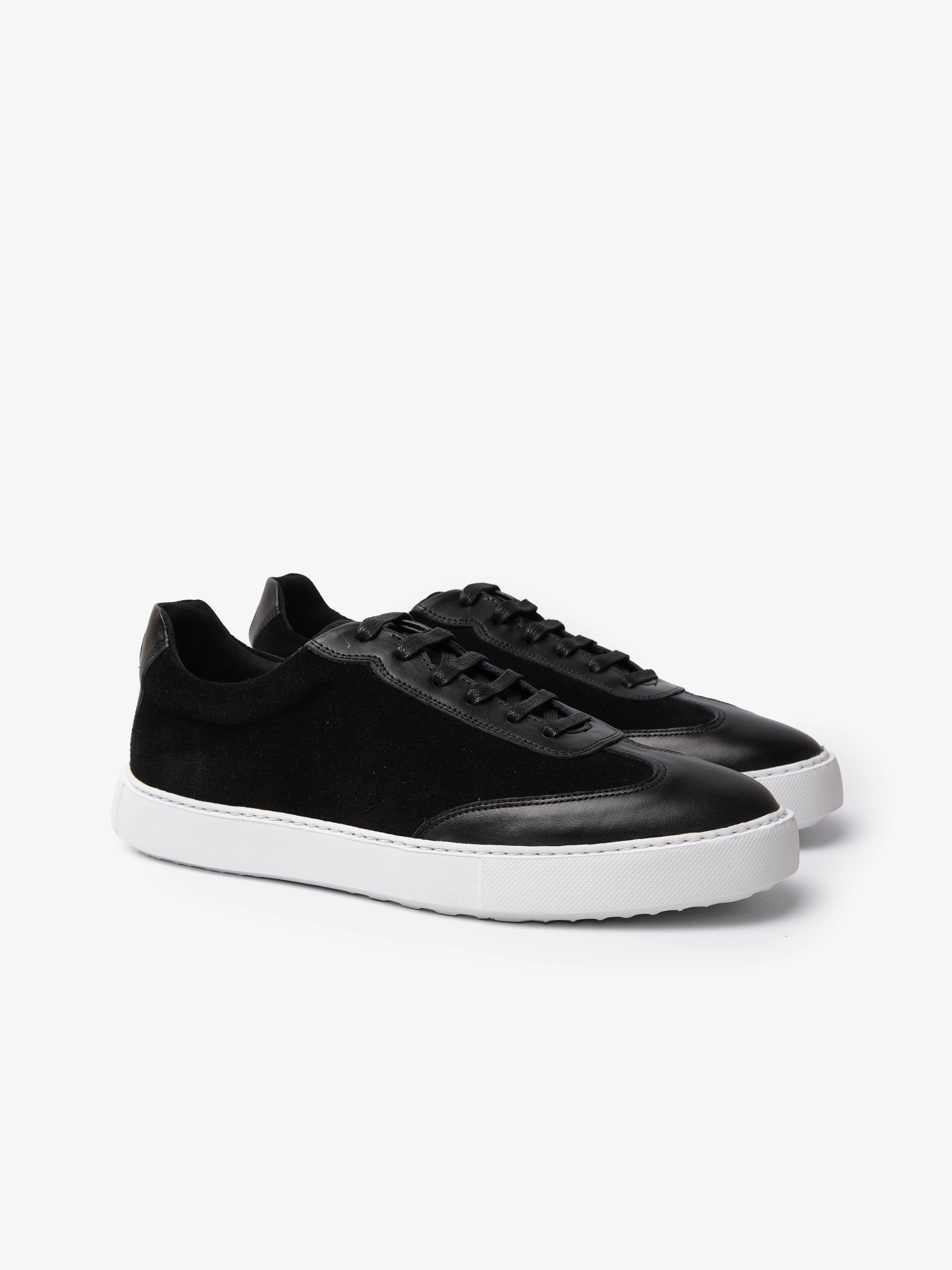 Scorie en Cuir Noir